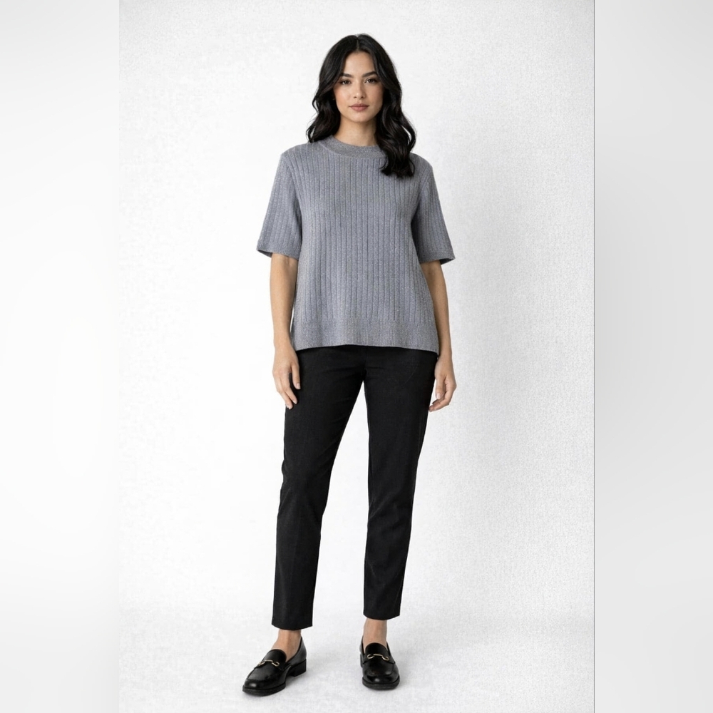 Sag Harbor romantic silver grey short sleeve sweater